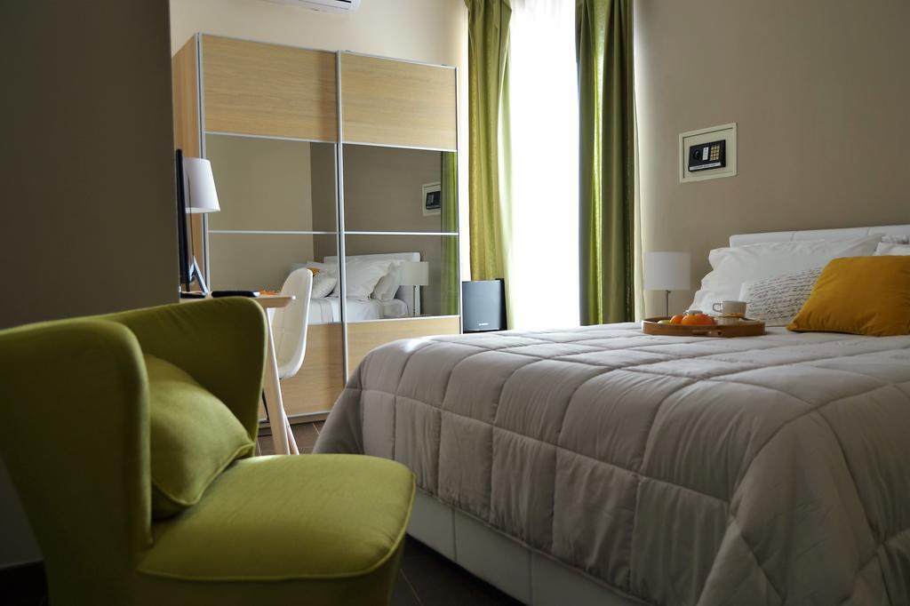 Cento Tari' Guest House Кастільйоне-ді-Сицилія Екстер'єр фото