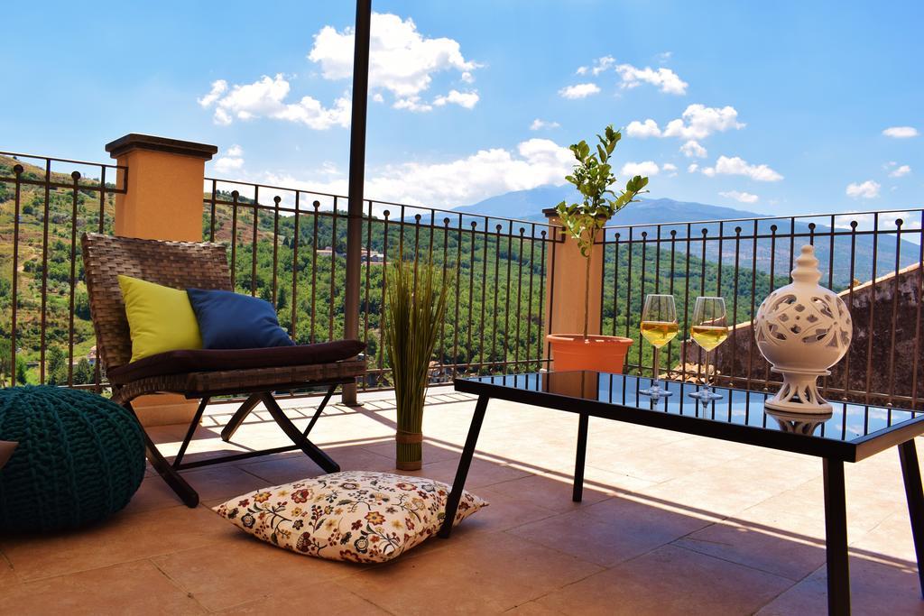 Cento Tari' Guest House Кастільйоне-ді-Сицилія Екстер'єр фото